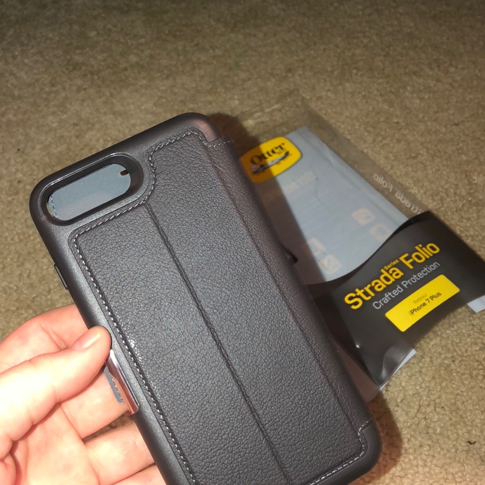 iPhone 7 Plus otter box case